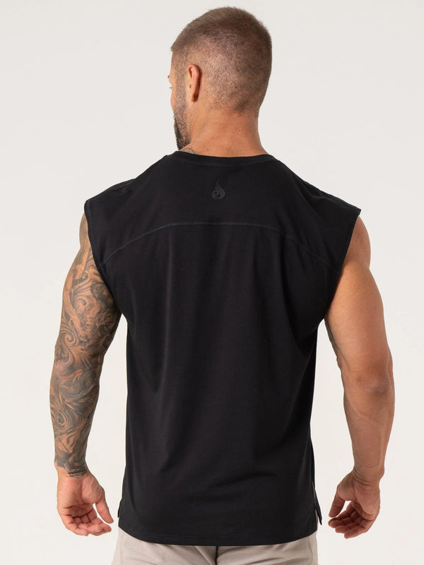 PURSUIT MUSCLE TANK